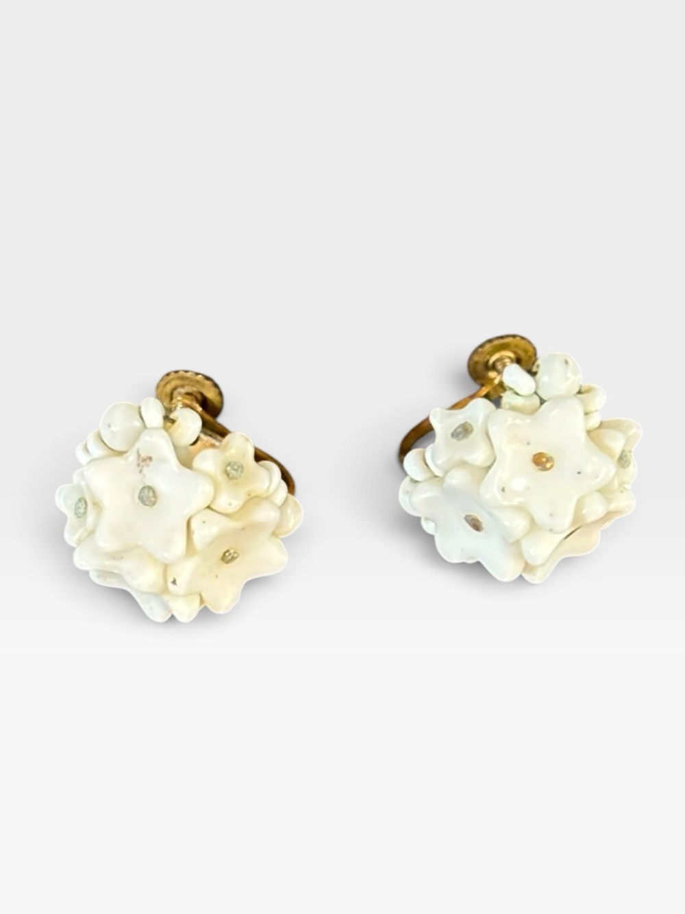 Vintage Germany Milk Glass White Flower Cluster Screw Back Earrings